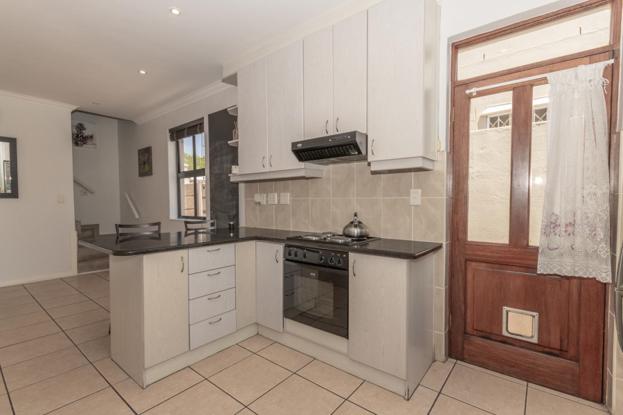 3 Bedroom Property for Sale in Royal Ascot Western Cape